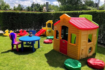 Children's play area - outdoor