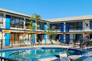 Avalon Resort of Deerfield Beach