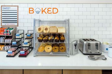 Breakfast/Coffee Service 38 of 42