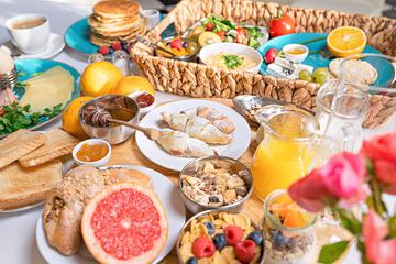Breakfast meal