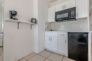 Private kitchenette