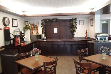 KNIGHTS INN ADAIRSVILLE 13