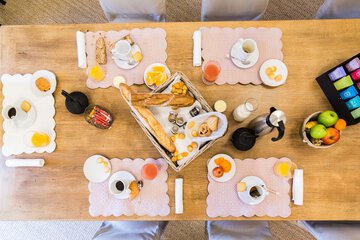 Breakfast meal