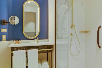 Bathroom shower