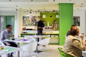Breakfast area