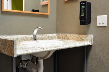 Bathroom sink