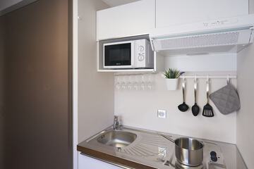 Private kitchenette