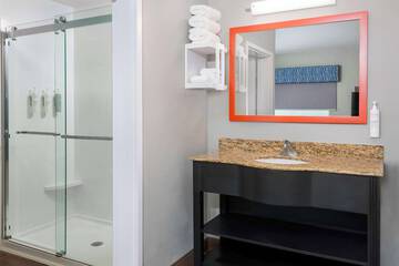 Bathroom shower