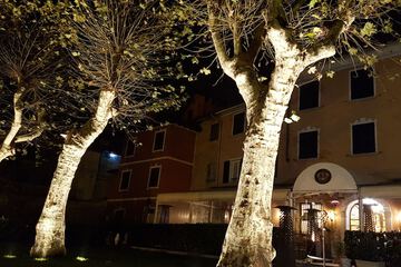 Front of property - evening/night