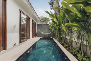 Private pool