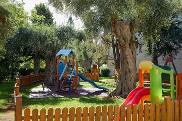 Children's play area - outdoor