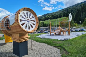 Children's play area - outdoor