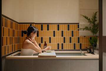Private spa tub