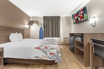Room 26 of 35