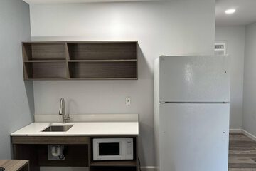 Private kitchenette