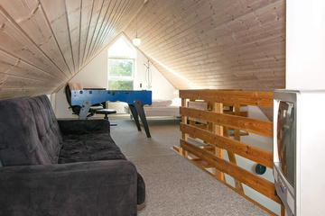 hotel_rooms
