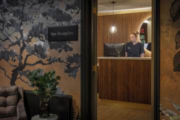 Spa reception