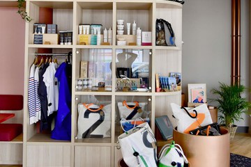 Gift shop