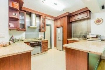 In-Room Kitchen