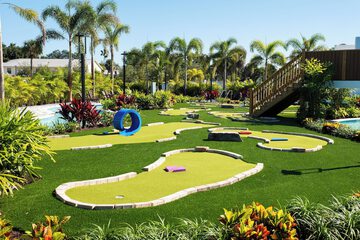 Mini-golf
