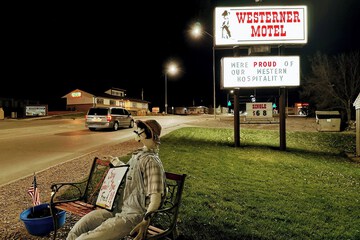 Front of property - evening/night