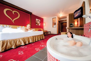 Jetted tub