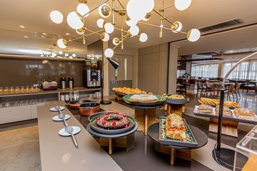 Breakfast buffet