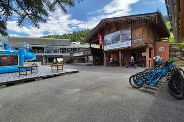 Photo 16