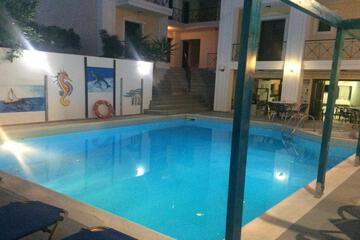 Photo 43