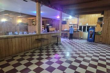 Sports bar