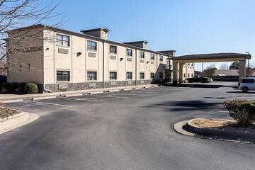 Econo Lodge Inn & Suites Little Rock