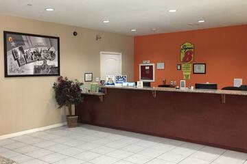 Check-in/check-out kiosk