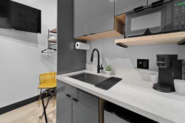 Private kitchenette