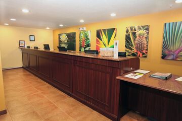 Check-in/check-out kiosk