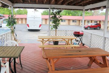 Property Grounds 49 of 49