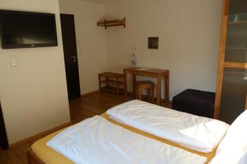 Photo 37