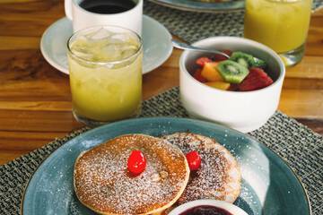 Breakfast meal