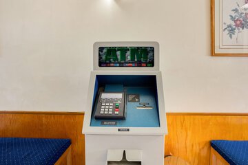 ATM/banking on site