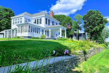 Brewster Inn