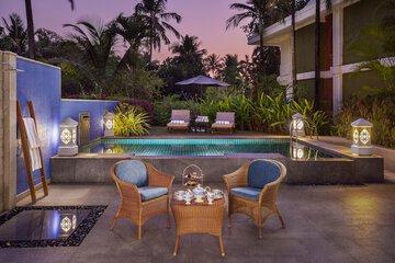 Private pool