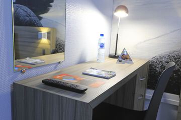 Room amenity