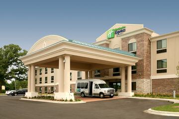 Holiday Inn Express Hotel & Suites Madison-Verona by IHG