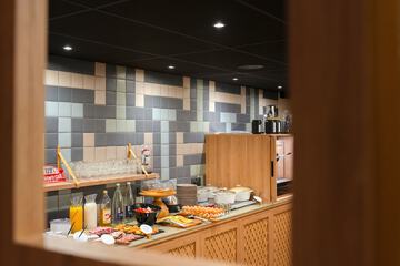 Breakfast buffet