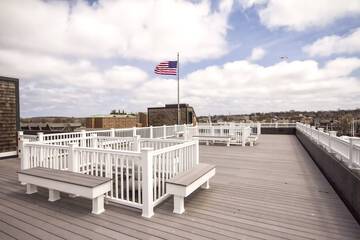 Sundeck