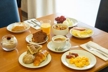 Breakfast buffet