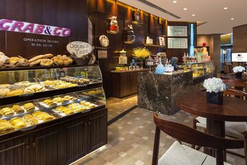 Coffee shop