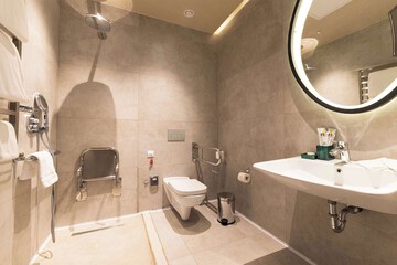 Bathroom shower