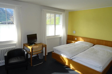guest_rooms