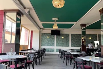 Snack bar