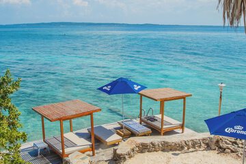 Beach bar